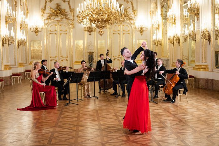 φωτό Βιενέζικα Βαλς στη Λευκωσία με τους Strauss Virtuosi