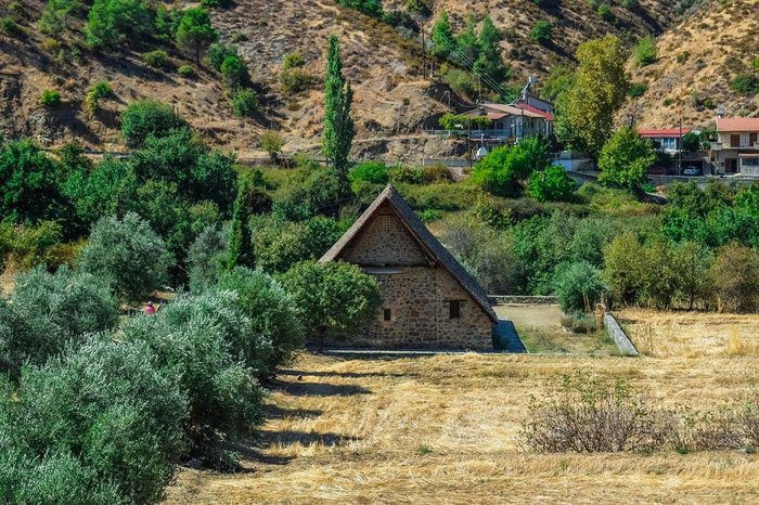γραφικό Παναγία Ποδιθού στη Γαλάτα - Ένα καταφύγιο της πίστης μέσα στον χρόνο