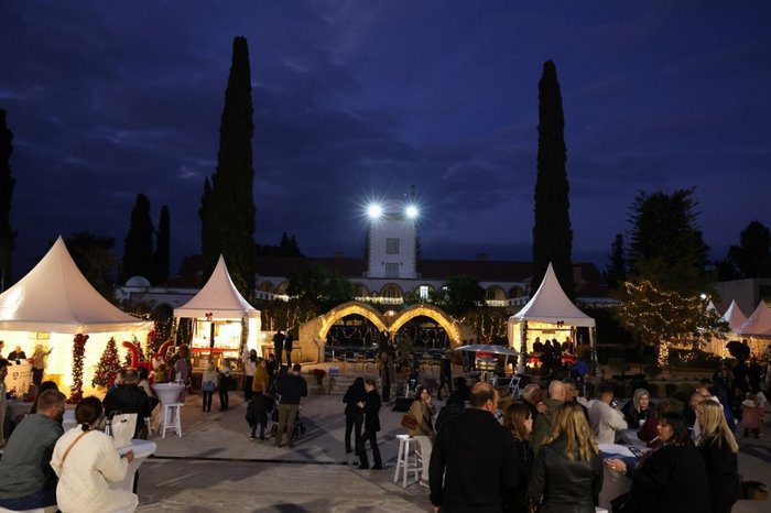 στιγμιότυπο Το Προεδρικό Μέγαρο μεταμορφώνεται σε γιορτινό παραμύθι