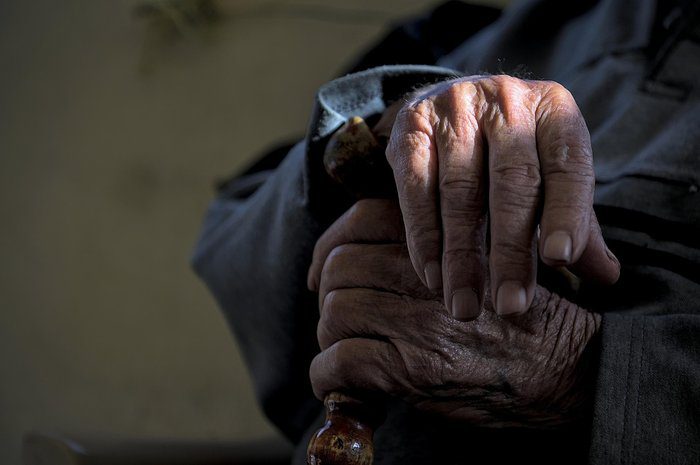 φωτό ΛΑΡΝΑΚΑ Ένας ηλικιωμένος έχασε τη ζωή του και τρία άτομα μεταφέρθηκαν